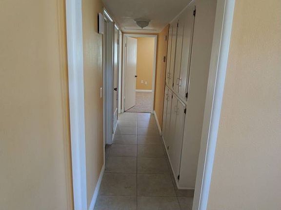 marbella hallway