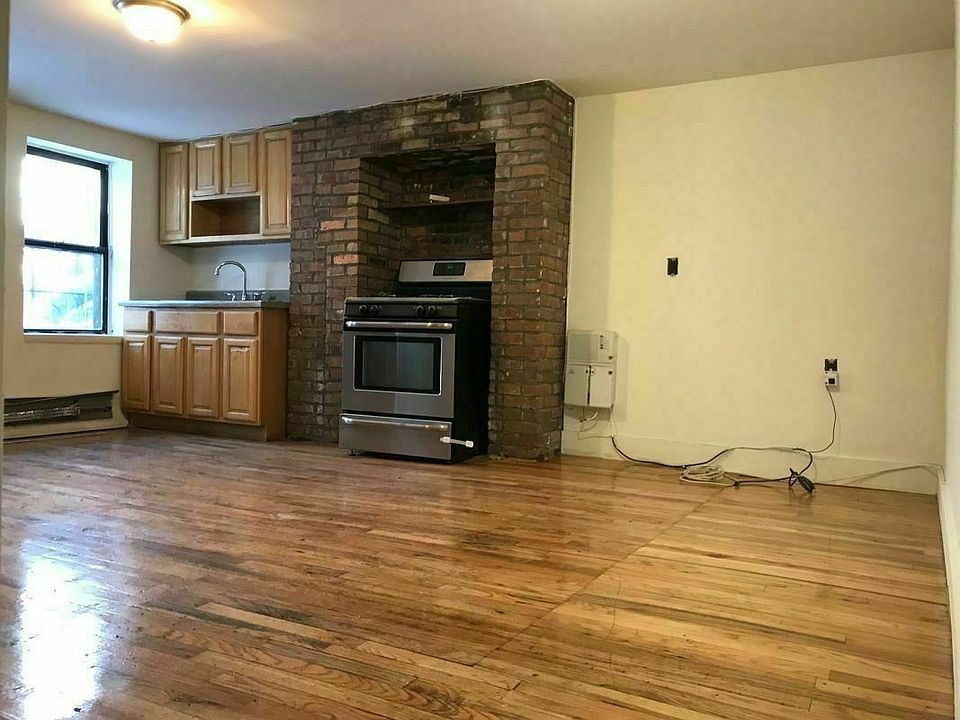 1st image of 521 Lafayette Ave #1A