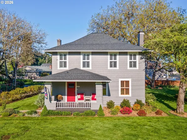15003 NW Seward Rd, Vancouver, WA 98685