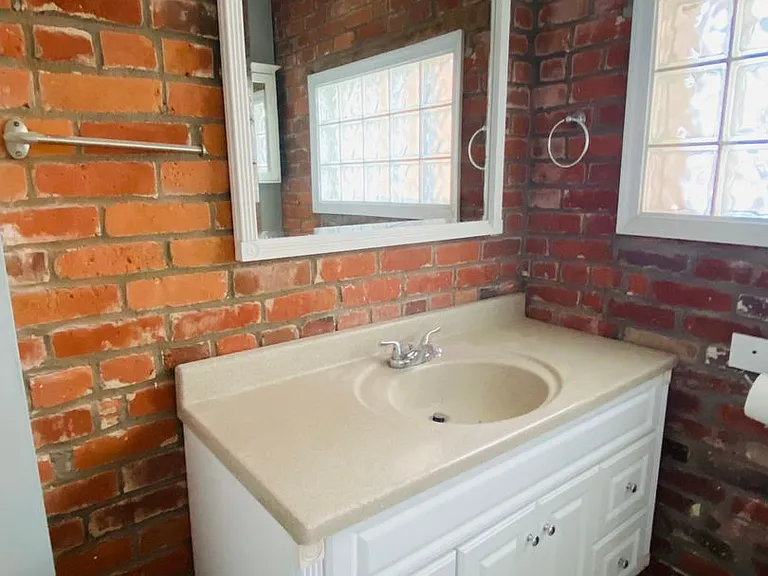1529 W. Cary St. — Photo 27