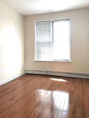 Rented by Zikos Realty Services | media 52