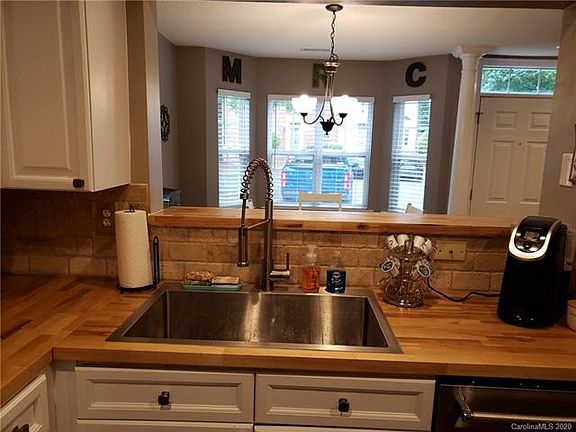 4th image of 3644 Melrose Cottage Dr