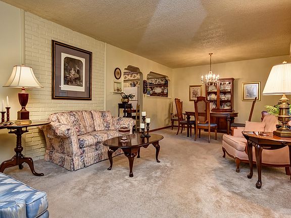 941 Spring Park Blvd-7