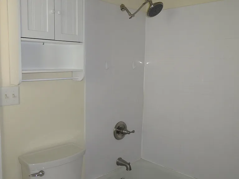 1520 E 1st St #1520 — Photo 12