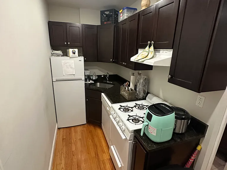 1189 Commonwealth Ave #11 — Photo 17