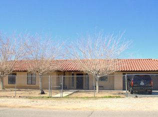 11364 2nd Ave, Hesperia, CA 92345