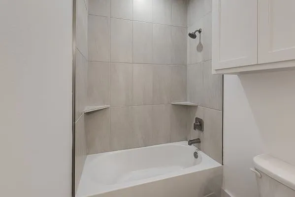 15306 Cruiser St #B — Photo 9