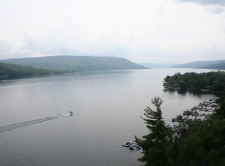 179 Cliffside Dr, Canandaigua, NY