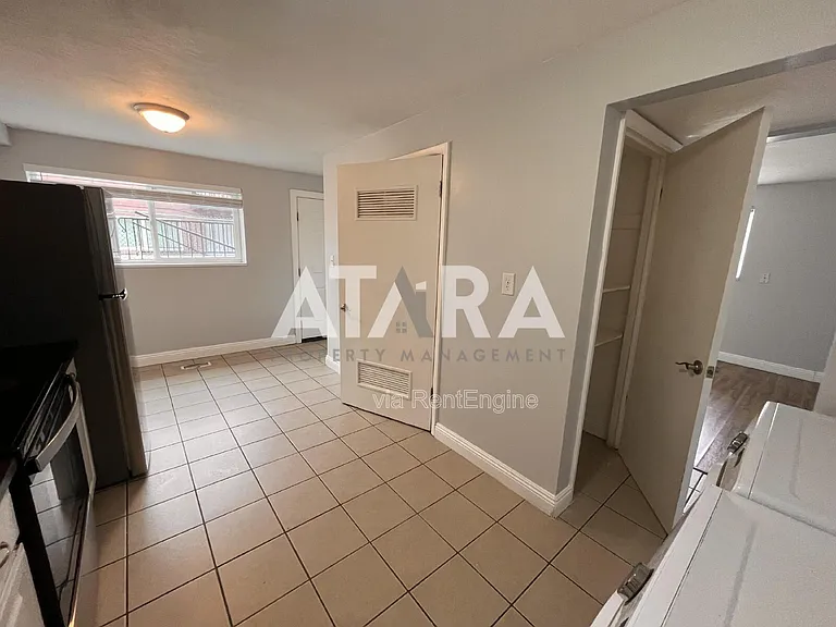 942 N Cornell St #A — Photo 14