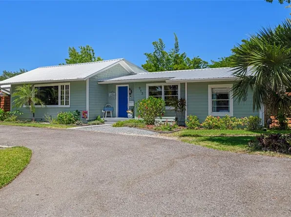 913 Palmetto St, New Smyrna Beach, FL 32168