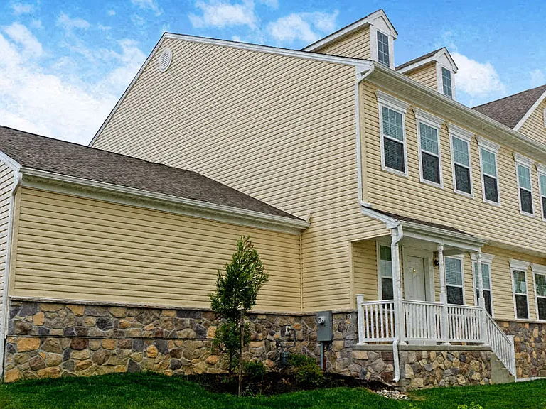 Dodson Court - Twin Homes — Photo 14