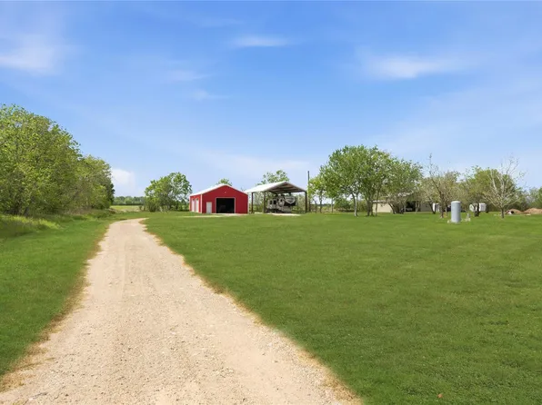 9726 Surrey Ln, Richmond, TX 77469