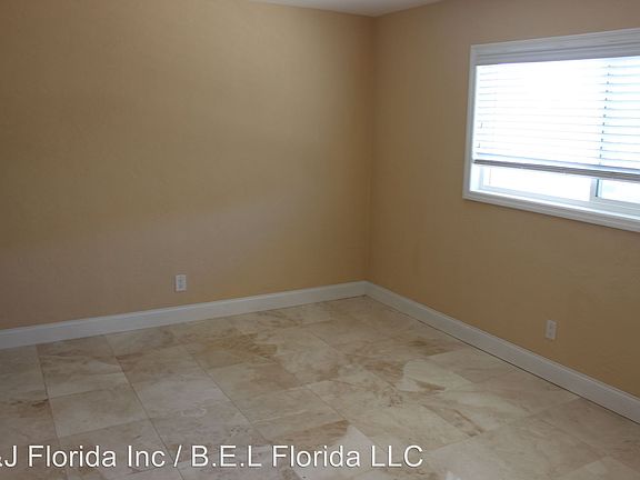2nd image of 717 N Grandview Ave #3156026