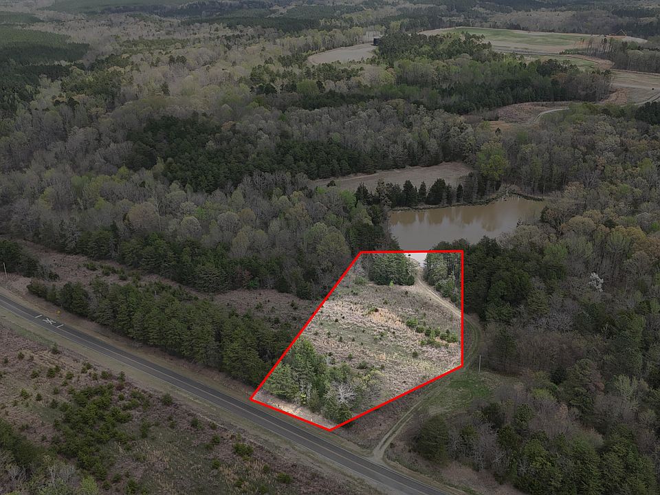 1st image of 1802 Woodys Store Rd