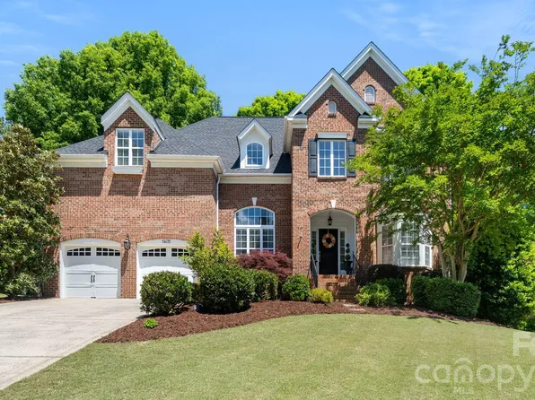 14011 Shanghai Links Pl, Charlotte, NC 28278