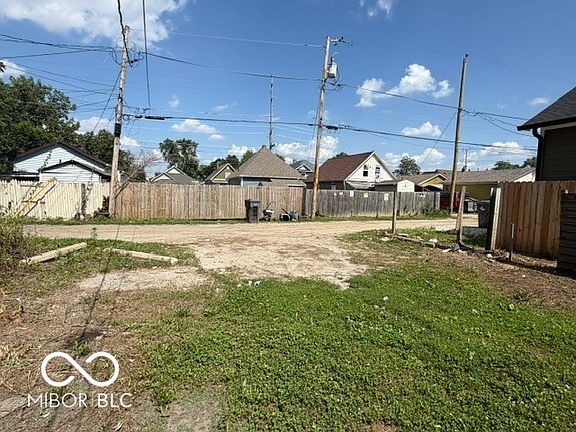 4th image of 219 S Harris Ave