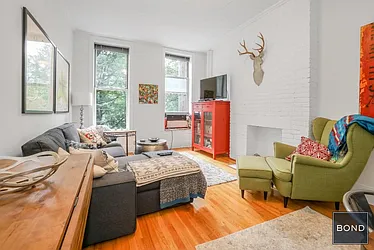 Rented by Bond New York