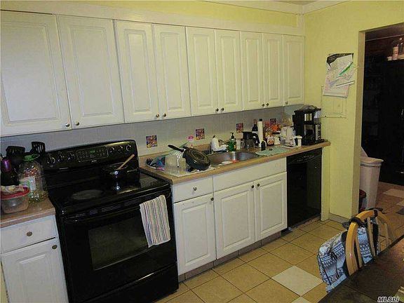 4th image of 33 Bramble Ln