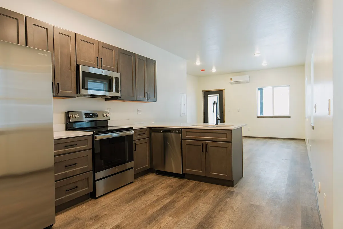 Building Photo - 9651 N Buttercup Ln