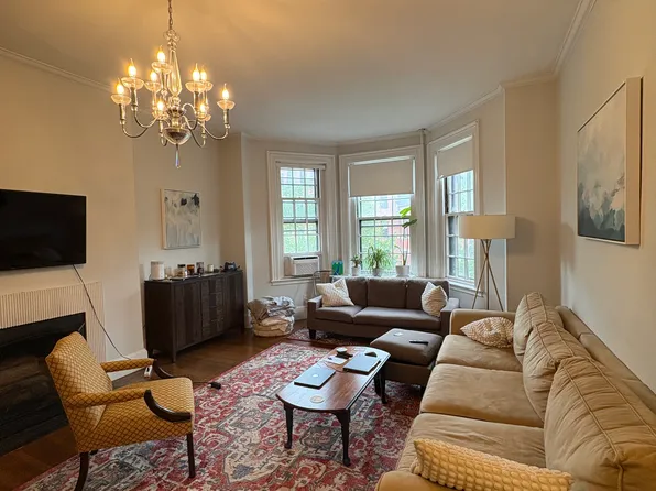 236 Marlborough St APT 4, Boston, MA 02116