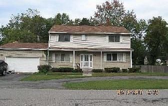 1st image of 15331 Fairfield St
