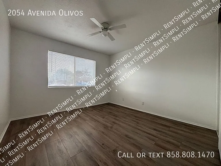 2054 Avenida Olivos — Photo 9