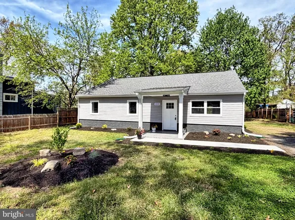 1008 Hilltop Rd, Glen Burnie, MD 21060