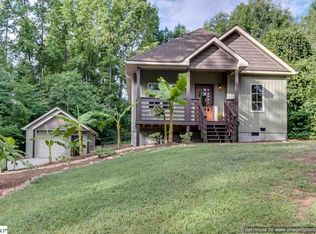 5 Spur Dr, Travelers Rest, SC 29690