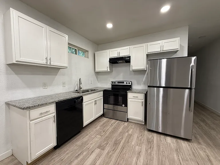 1723 Eugene St #2 — Photo 4