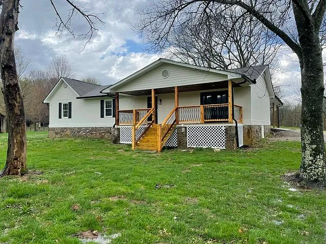 3082 Valley Creek Rd — Photo 2