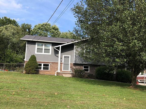 2nd image of 1704 Wagon Tongue Ln #1