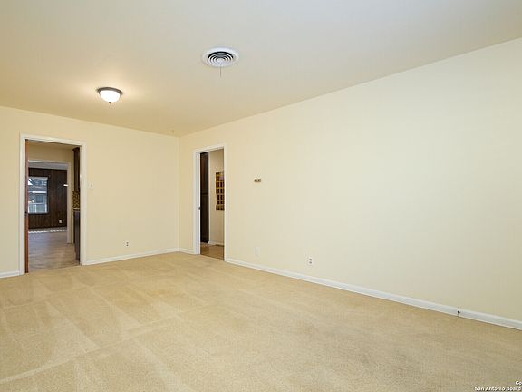 3rd image of 4703 SEABREEZE