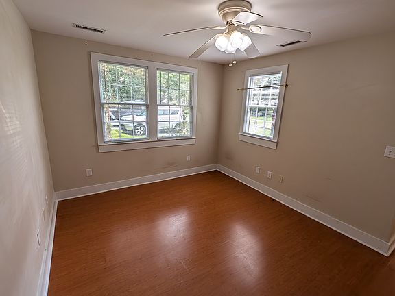 5th image of 92 Beaufain St Unit 5