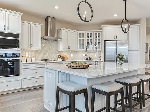 Kitchen with island and pendant lighting