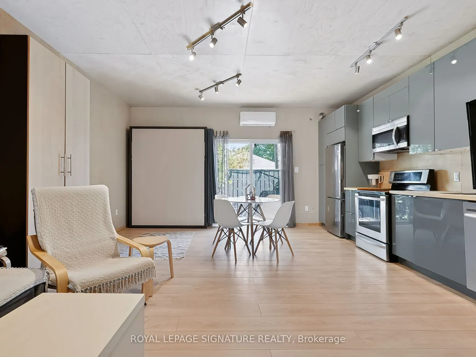 1 bed, $2,100 — Photo 4
