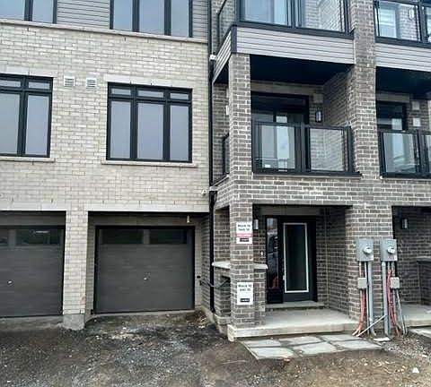 2nd image of 585 Colborne St #1010