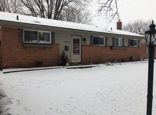 14729 Blue Skies St, Livonia, MI 48154