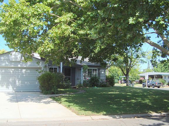 3rd image of 2053 Vesta Way
