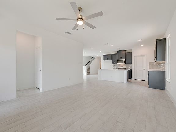 4th image of 3113 Cordelia Dr