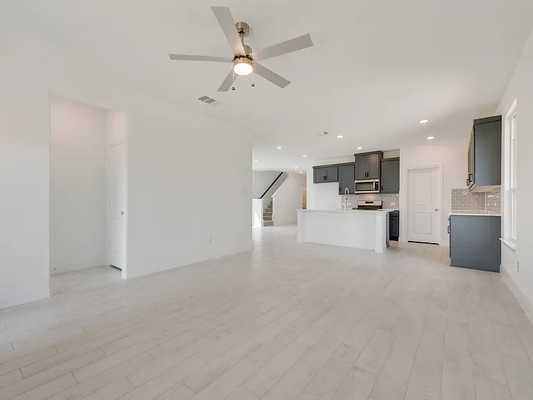 3113 Cordelia Dr — Photo 4