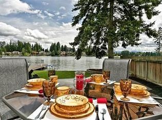 1305 Tacoma Point Dr E, Lake Tapps, WA 98391