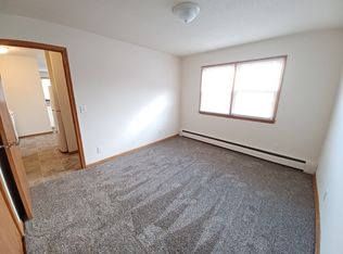 4707 University Ave NE, Columbia Heights, MN 55421