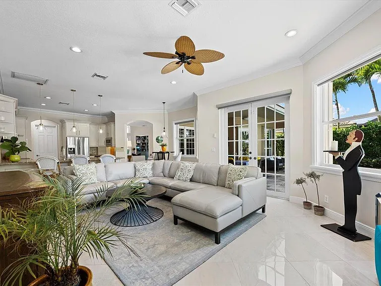 4241 Wellington Shores Dr — Photo 25