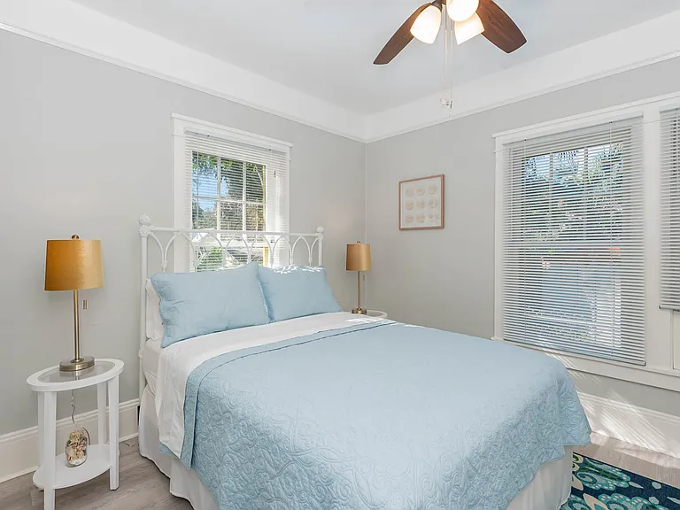 104 S Peninsula Ave #5 — Photo 4