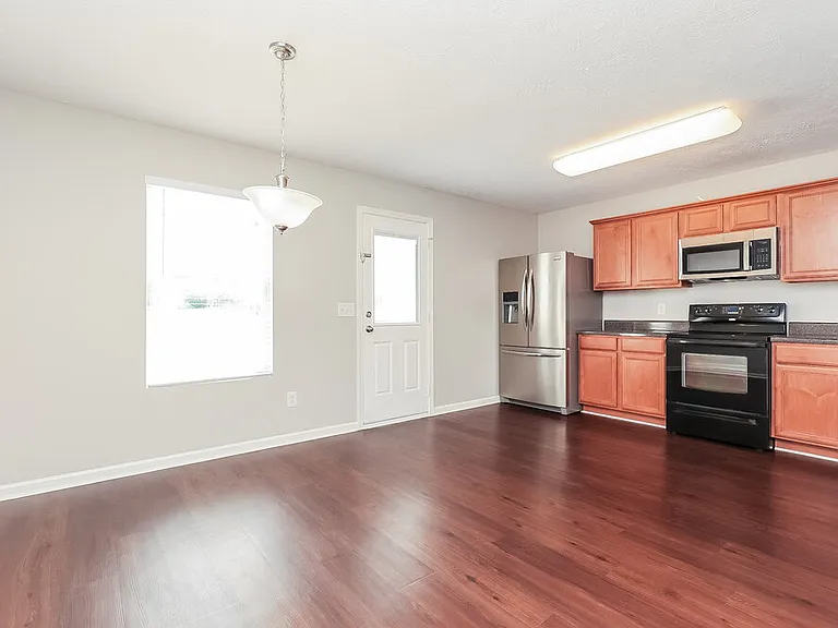 3618 Blaze Dr — Photo 7