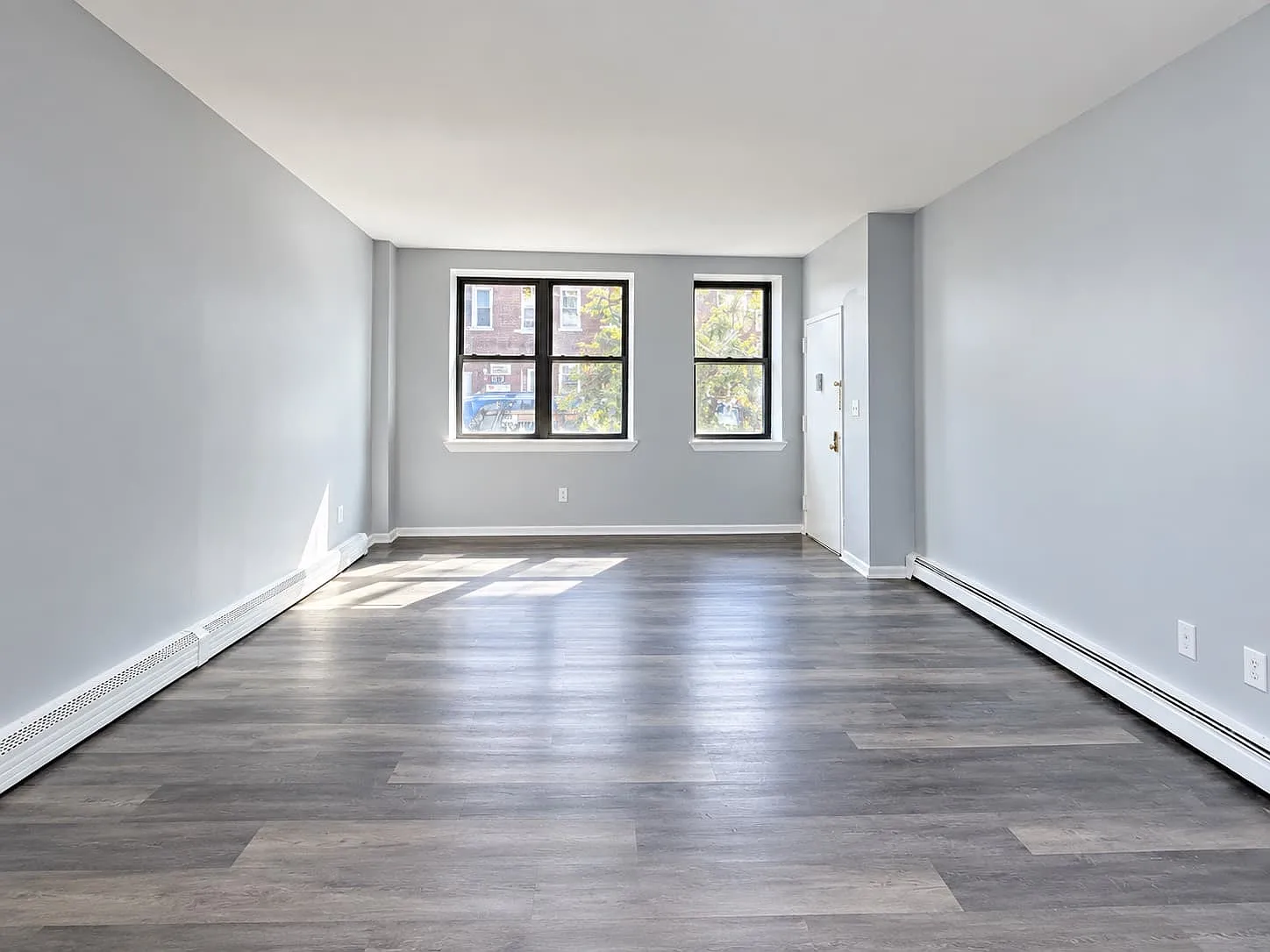 2 bed, 800 sqft, $2,300 — Photo 4