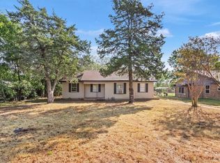 107 Hilltop St, Riesel, TX 76682