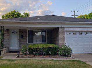 3921 Dwight Dr, Warren, MI 48092