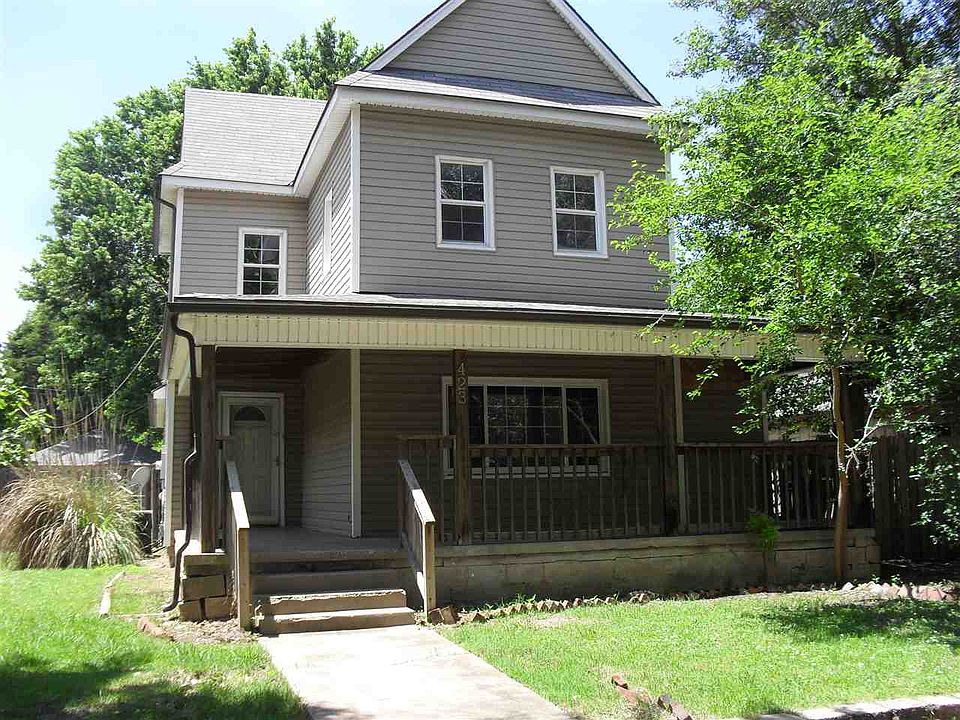 1st image of 423 N 3rd St