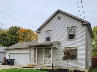 1106 Taylor St, Akron, OH 44307